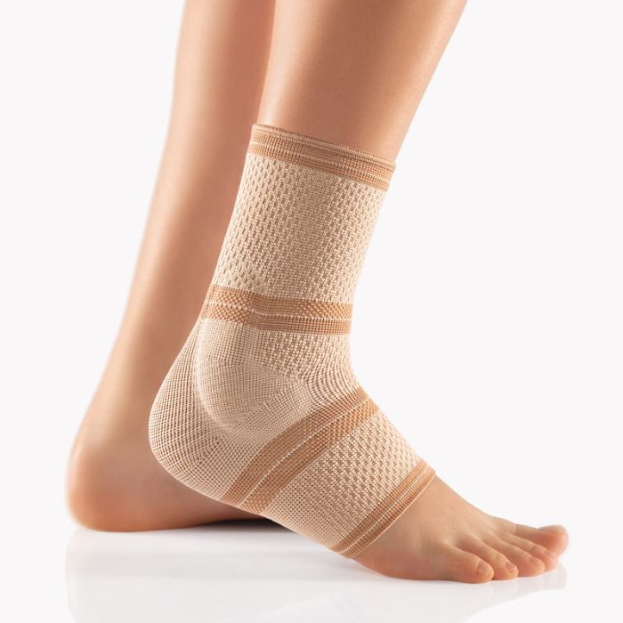 BORT TaloStabil® Eco Fußgelenkbandage in Farbe beige / haut