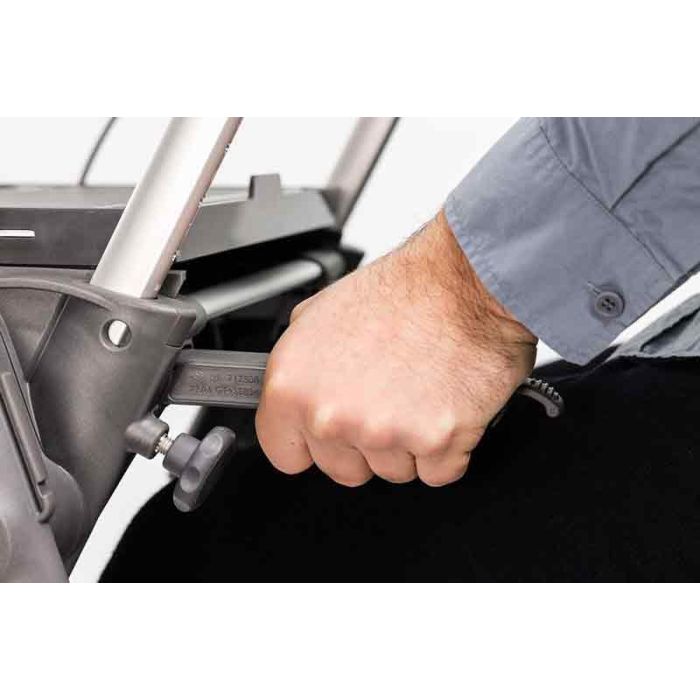 Indoor Rollator Topro Hestia Aufstehhilfe benutzen